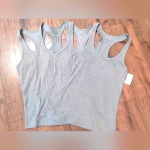 4 PC New Tank top, petite size